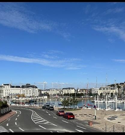 La Marine Apartment Deauville Luaran gambar